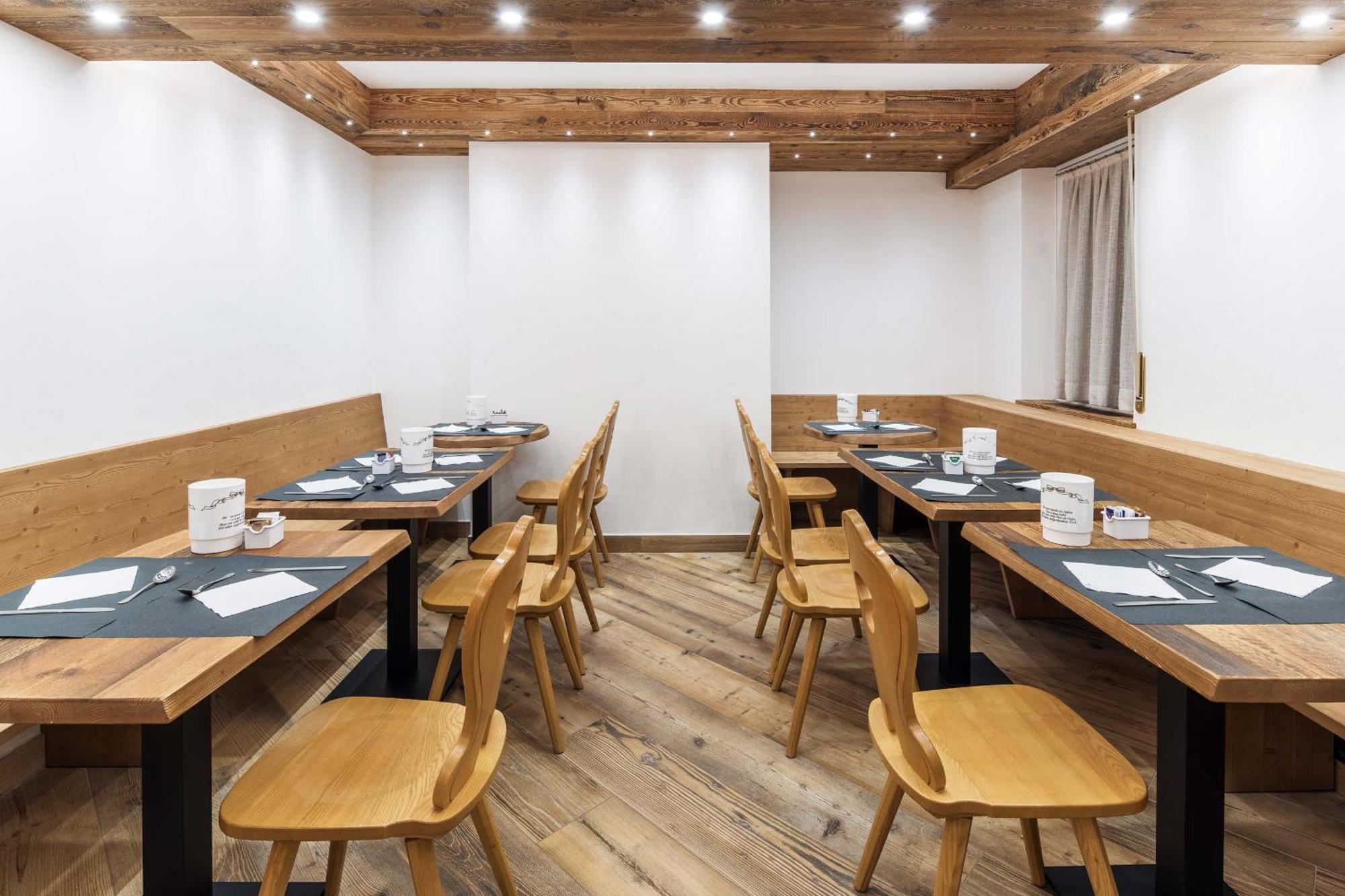 Hotel Olimpia Cortina dʼAmpezzo Esterno foto