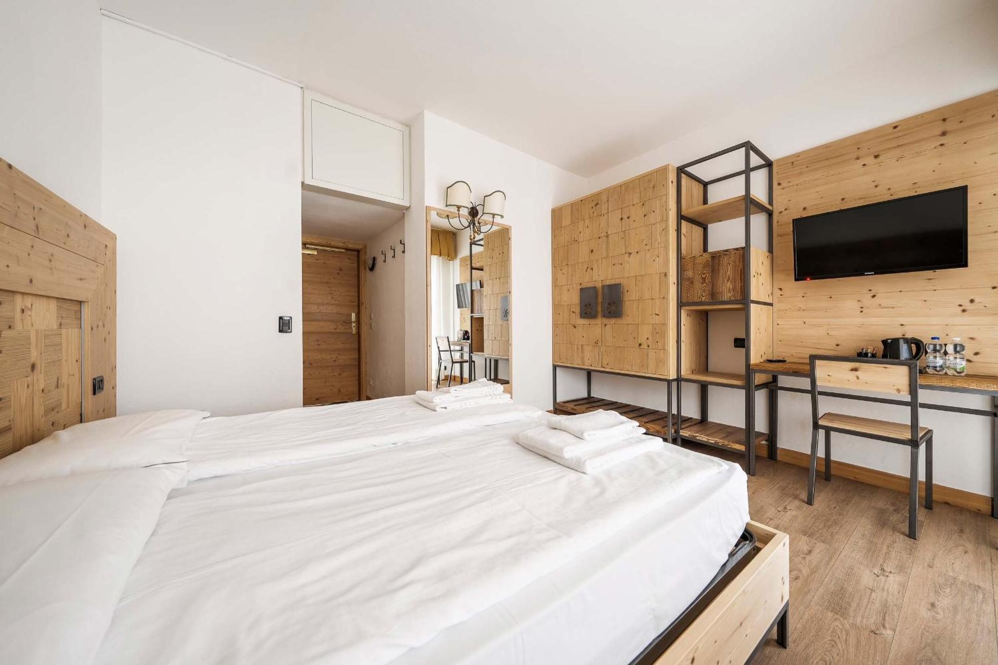 Hotel Olimpia Cortina dʼAmpezzo Esterno foto