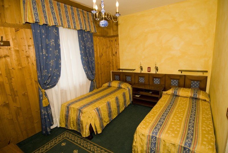Hotel Olimpia Cortina dʼAmpezzo Esterno foto
