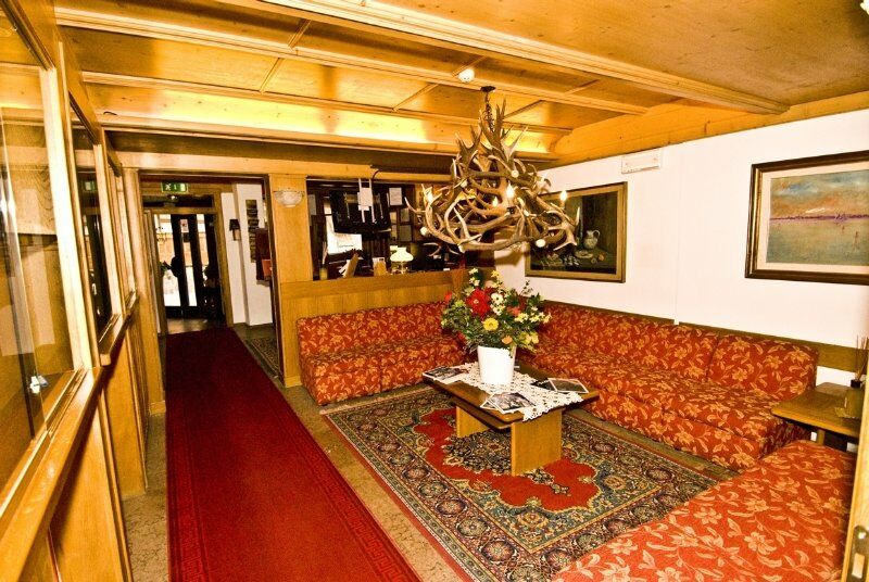 Hotel Olimpia Cortina dʼAmpezzo Esterno foto